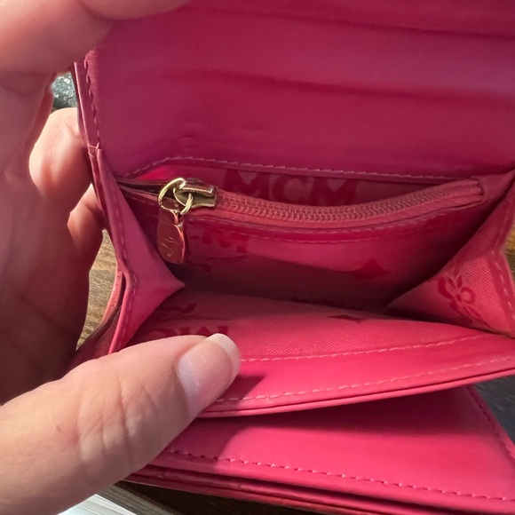 Preowned MCM White and Red Cherry Pattern Wallet - Picture 10 of 11